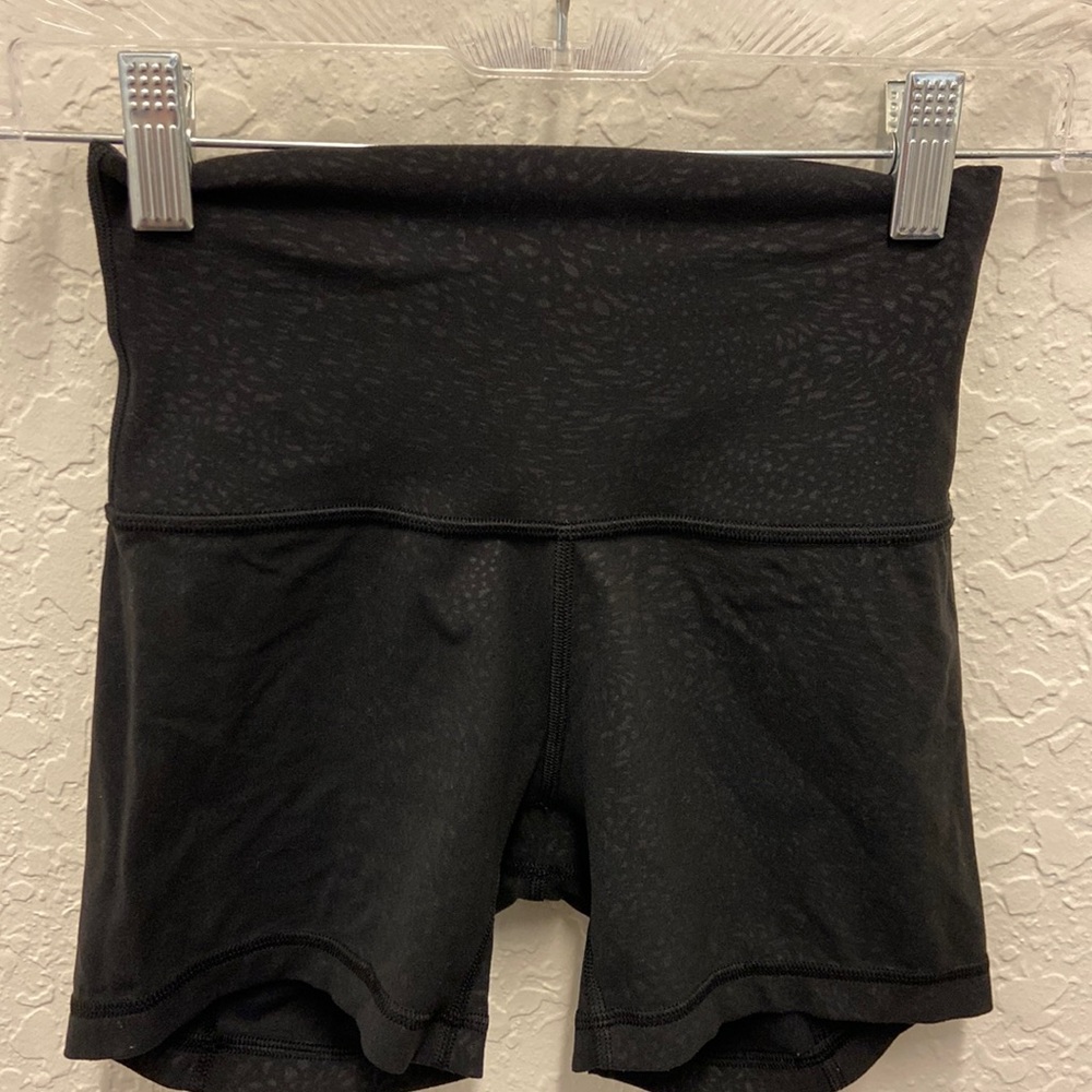 Lululemon biker shorts size 2